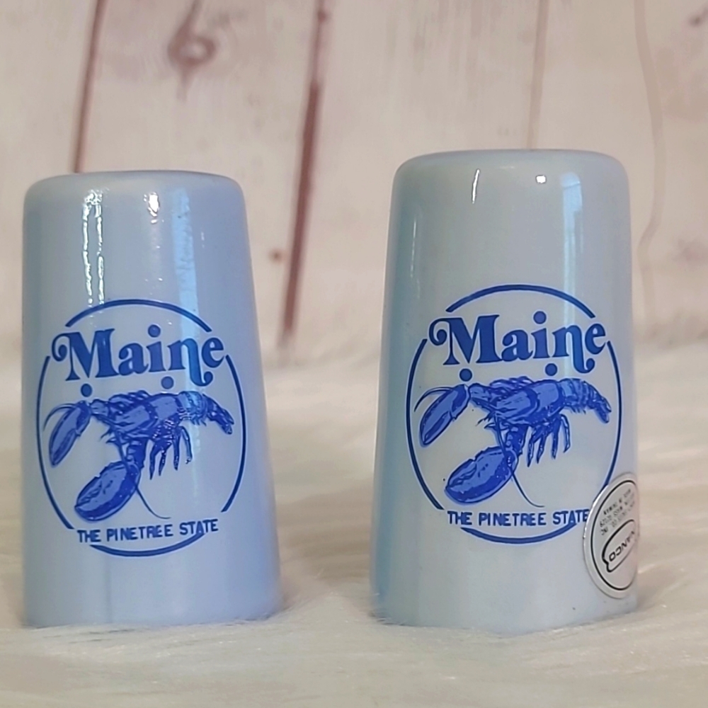 Vintage Nanco Maine Blue Lobster Salt & Pepper Shakers Porcelain Pinetree State